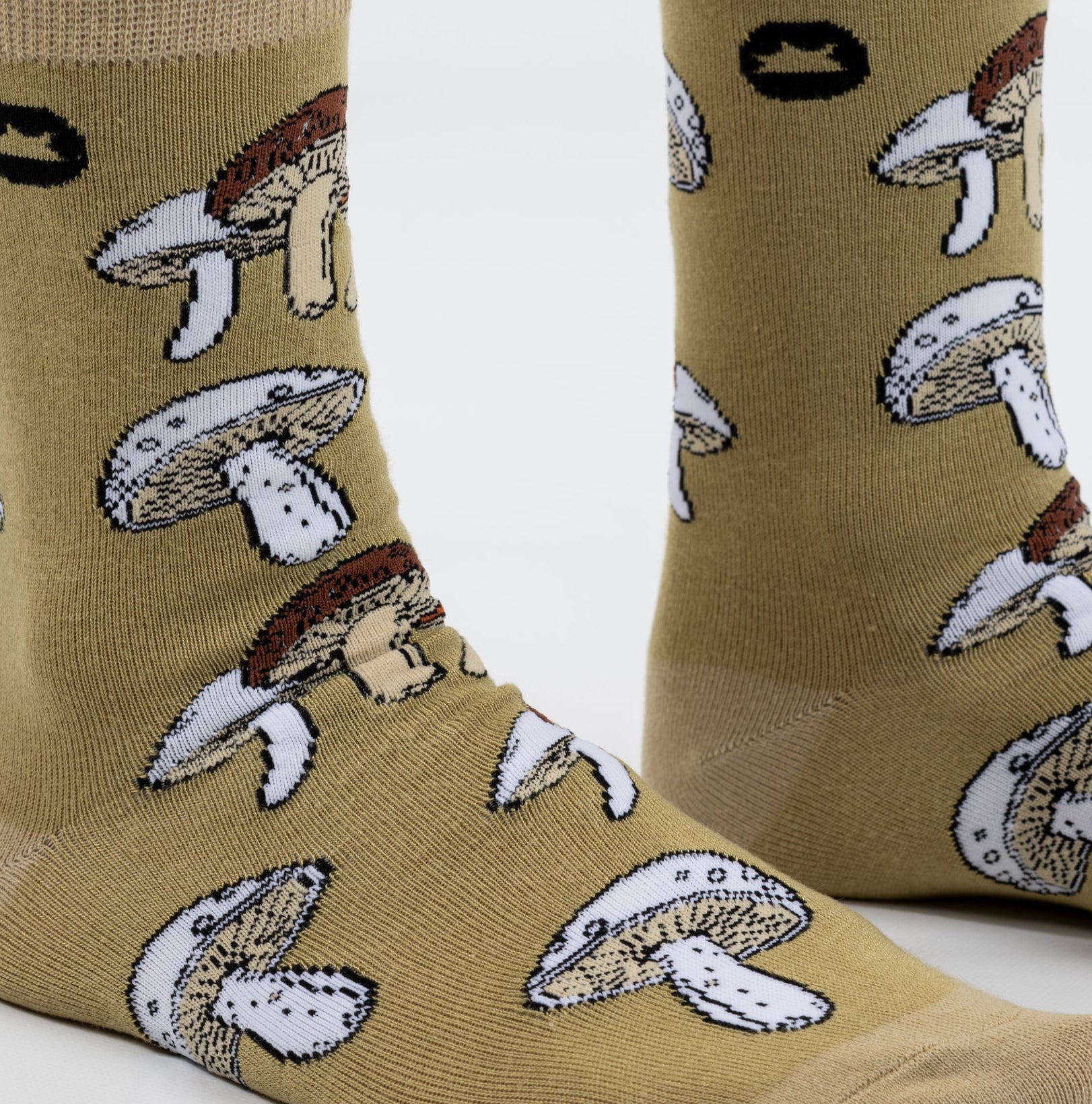 MUSHROOM BAMBOO SOCKS