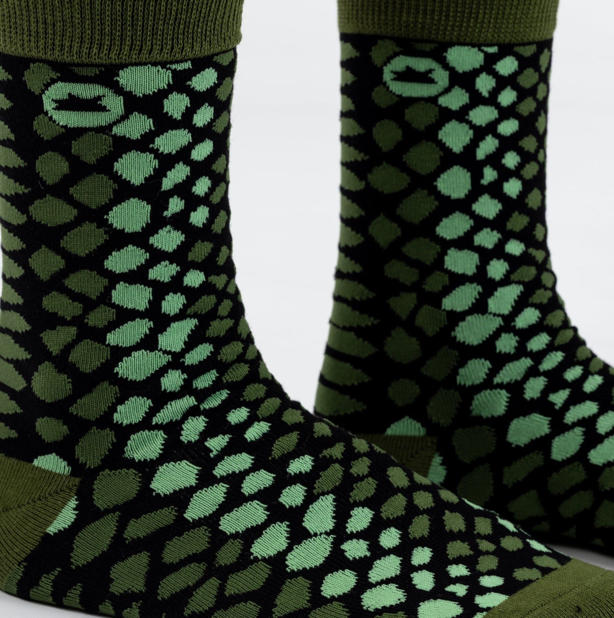 SNAKE PRINT BAMBOO SOCKS