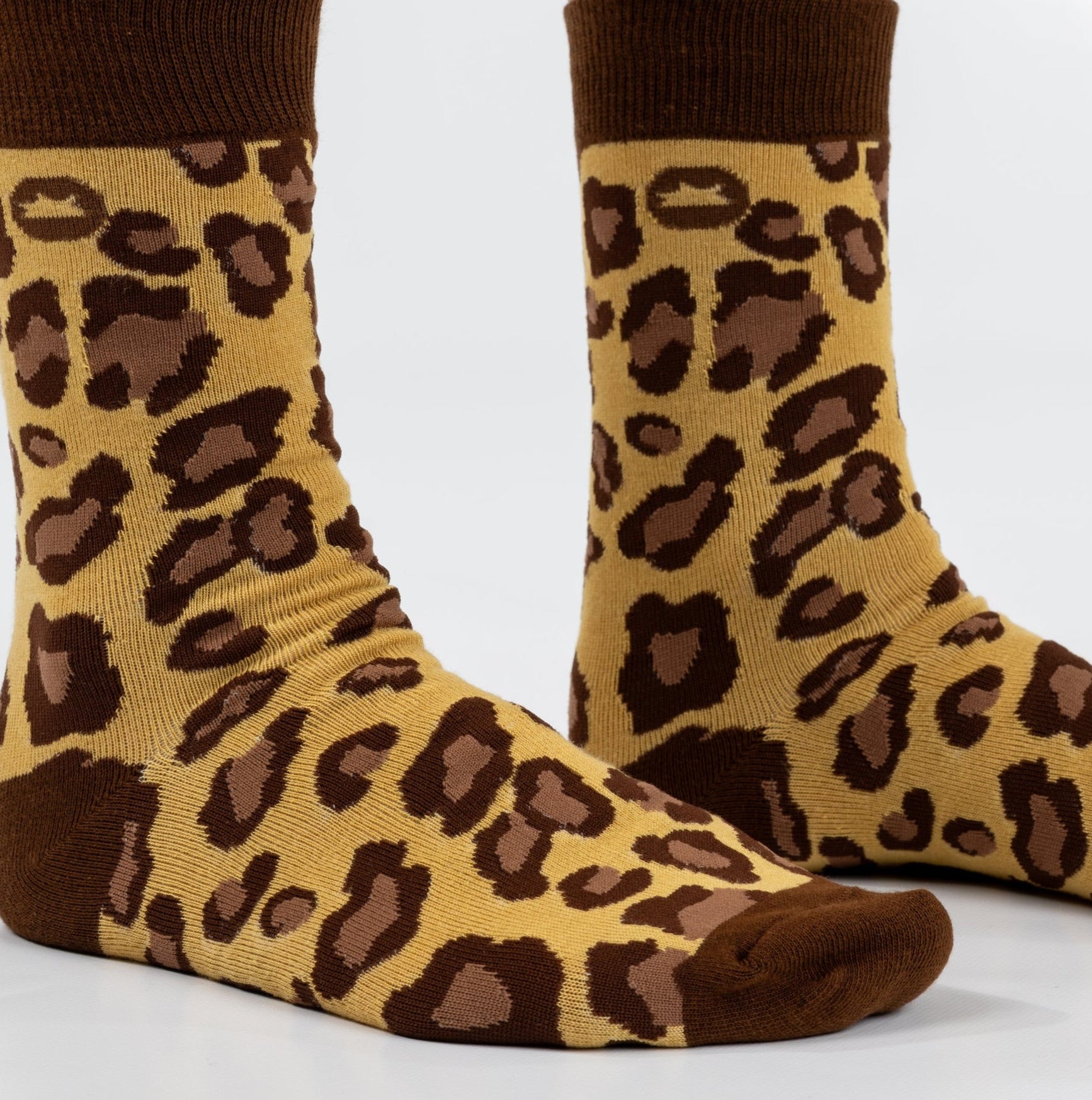 LEOPARD PRINT BAMBOO SOCKS