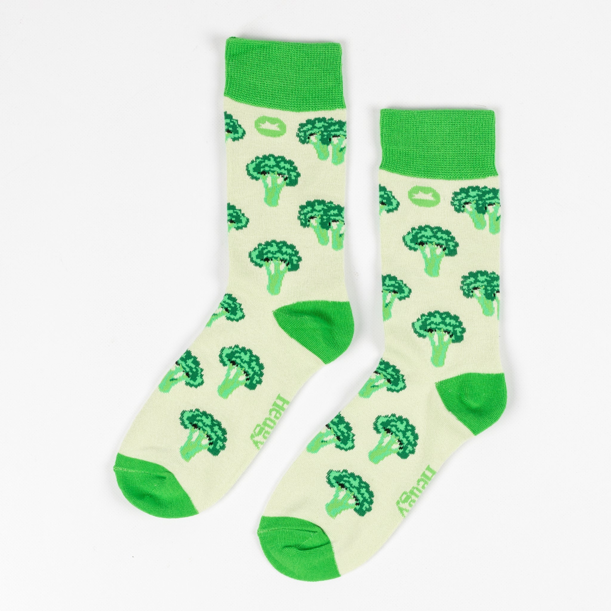 BROCCOLI BAMBOO SOCKS - We Are Hedgy