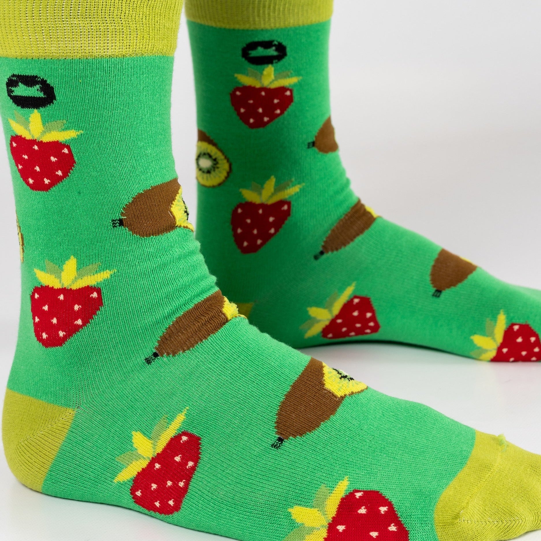 KIWI STRAWBERRY BAMBOO SOCKS - We Are Hedgy