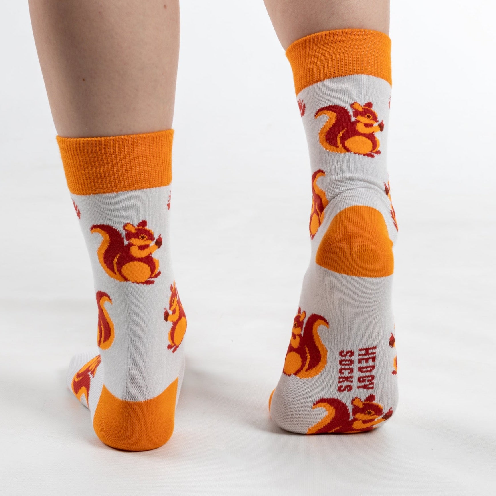 RED SQUIRREL BAMBOO SOCKS - HEDGY SOCKS